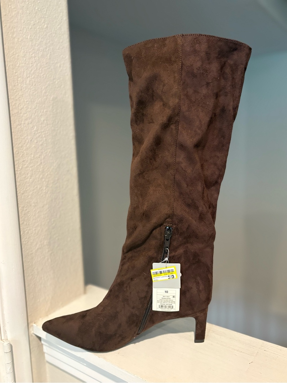 A New Day Justice Brown Faux Suede Pointed Toe Kitten Heel Tall Boots 10 NEW - Picture 3 of 9